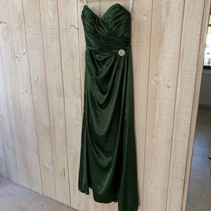 Size 8 Formal Gown Bridesmaid Dress Dark Green